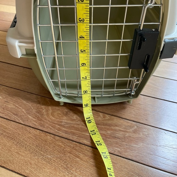 Pet Mate Small Carrier Crate - Picture 5 of 7